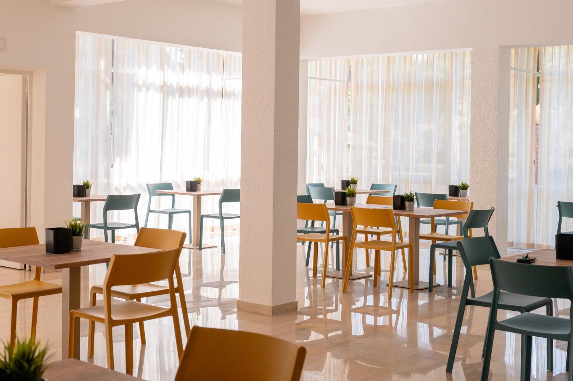 Hotel Chery Milano Marittima Zewnętrze zdjęcie